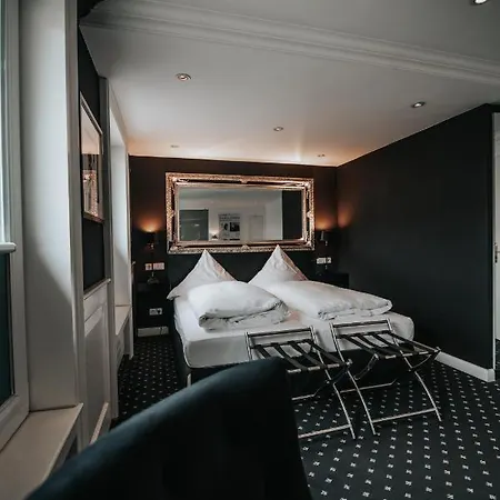 Boutique Am Rathaus - Reblaus 3* أولم