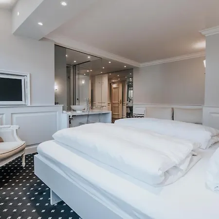 Hotel Boutique Am Rathaus - Reblaus Ulma